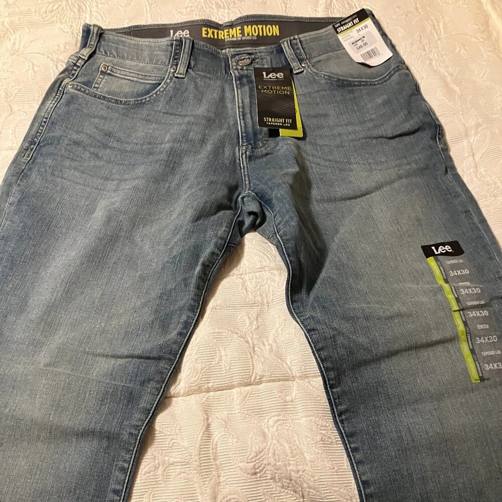 Lee Extreme Motion Straight Fit Jeans, New with Tags
